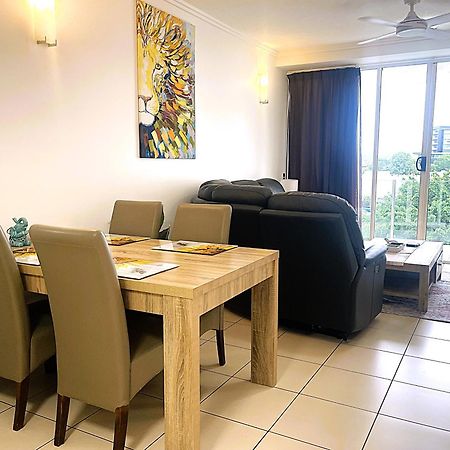 City Quays Accommodation ケアンズ エクステリア 写真