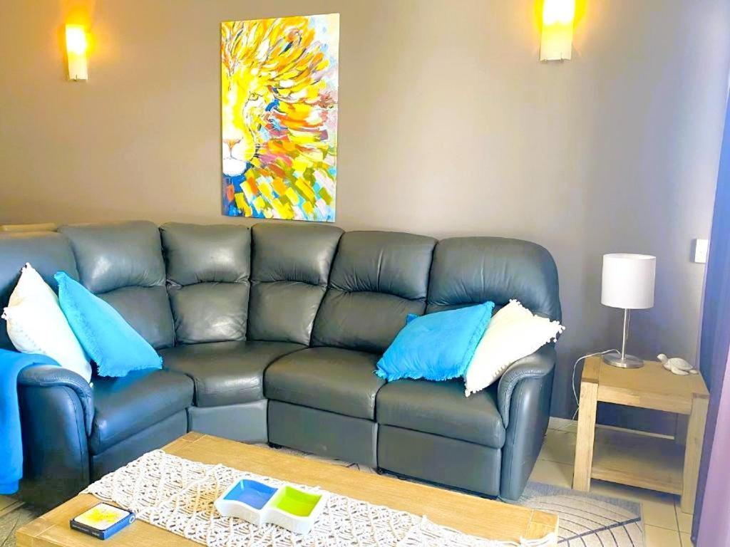City Quays Accommodation ケアンズ エクステリア 写真