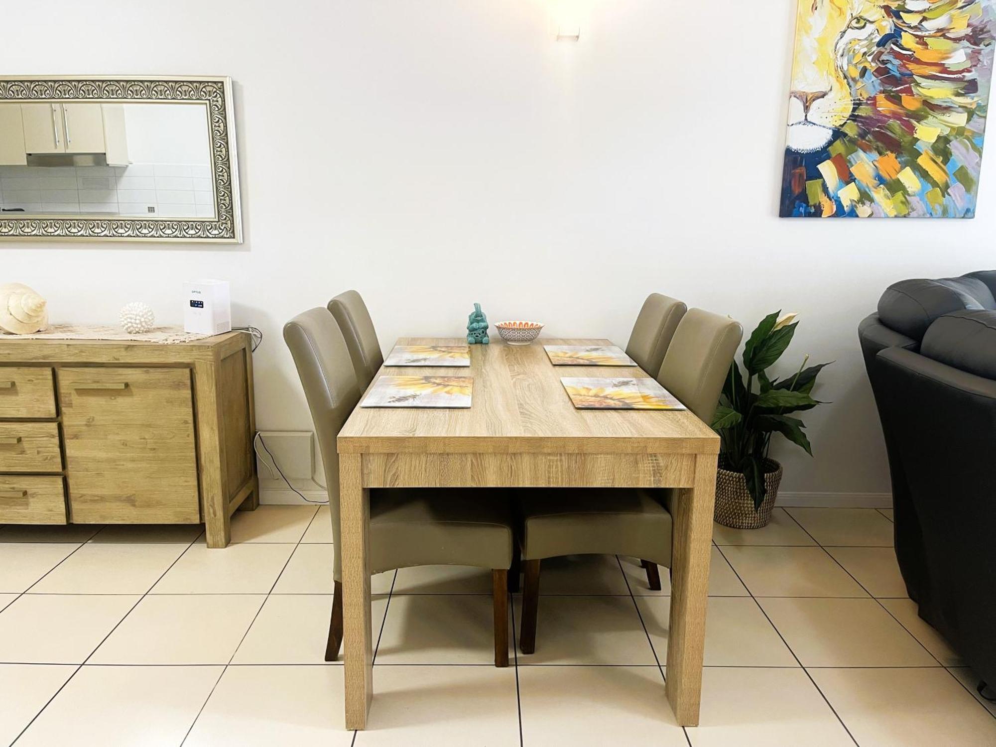 City Quays Accommodation ケアンズ エクステリア 写真